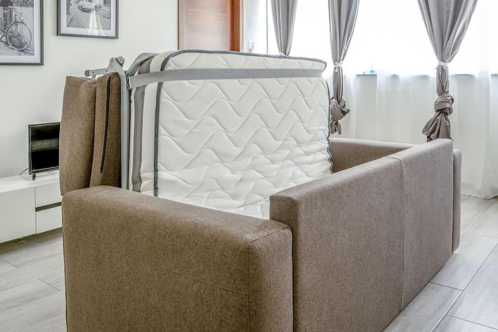 Appartamento Borgo Antico Paruzzaro Ngoại thất bức ảnh