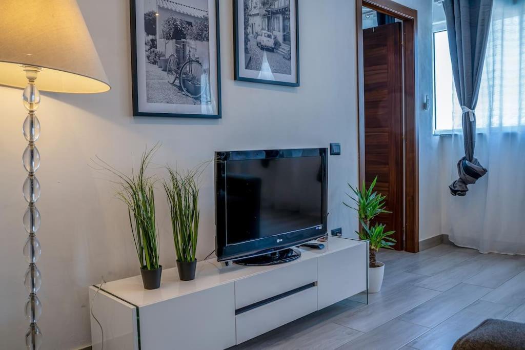 Appartamento Borgo Antico Paruzzaro Ngoại thất bức ảnh